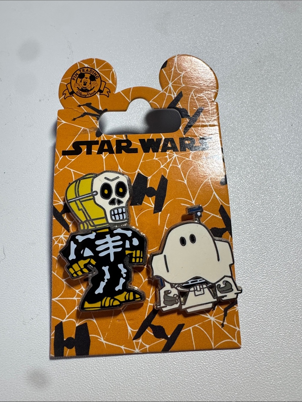 Star Wars R2-D2 & C-3PO Halloween Droid Pin Set